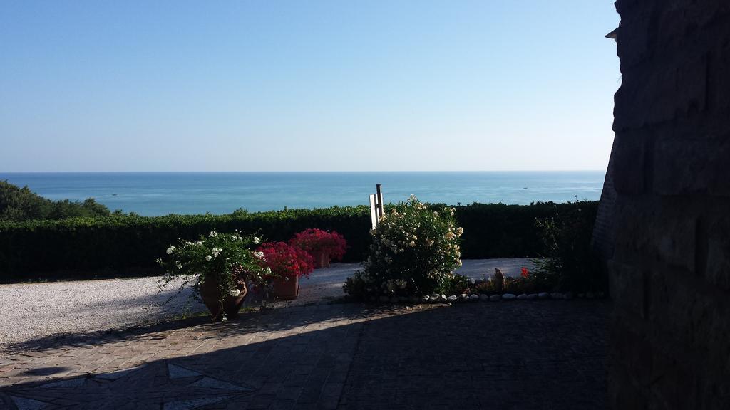 Ristorante Country House Isolabelgatto Vila Fano Exterior foto