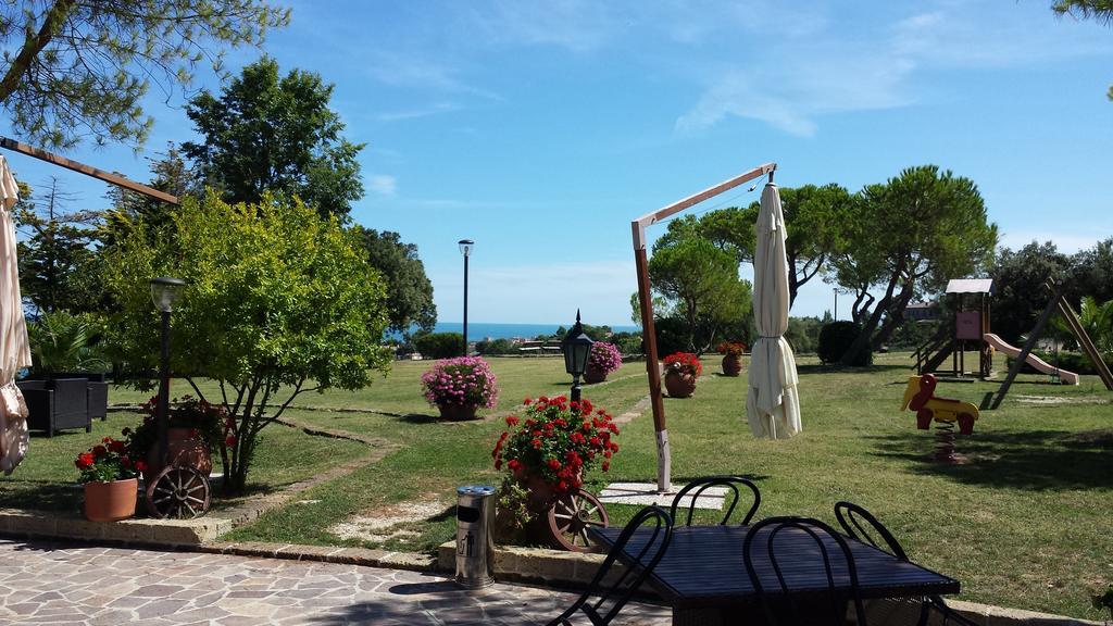 Ristorante Country House Isolabelgatto Vila Fano Exterior foto
