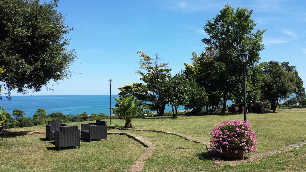 Ristorante Country House Isolabelgatto Vila Fano Exterior foto