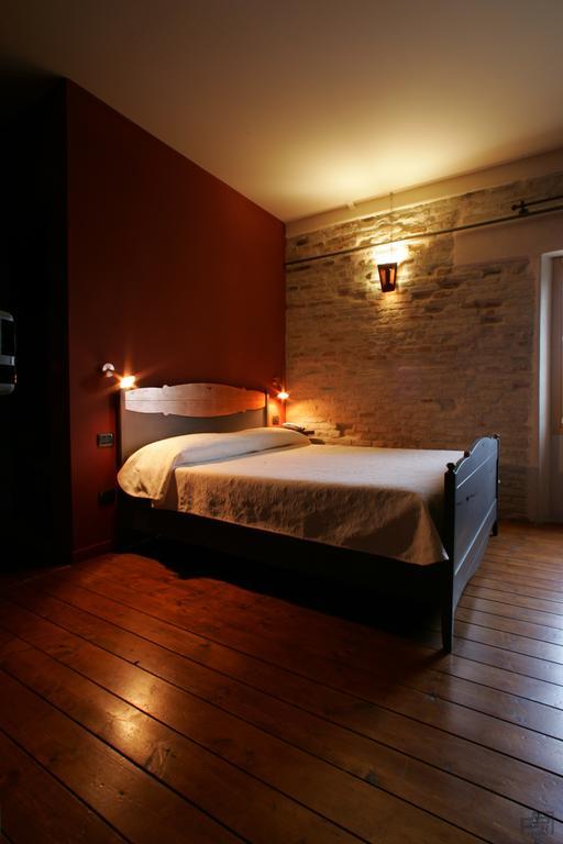 Ristorante Country House Isolabelgatto Vila Fano Quarto foto