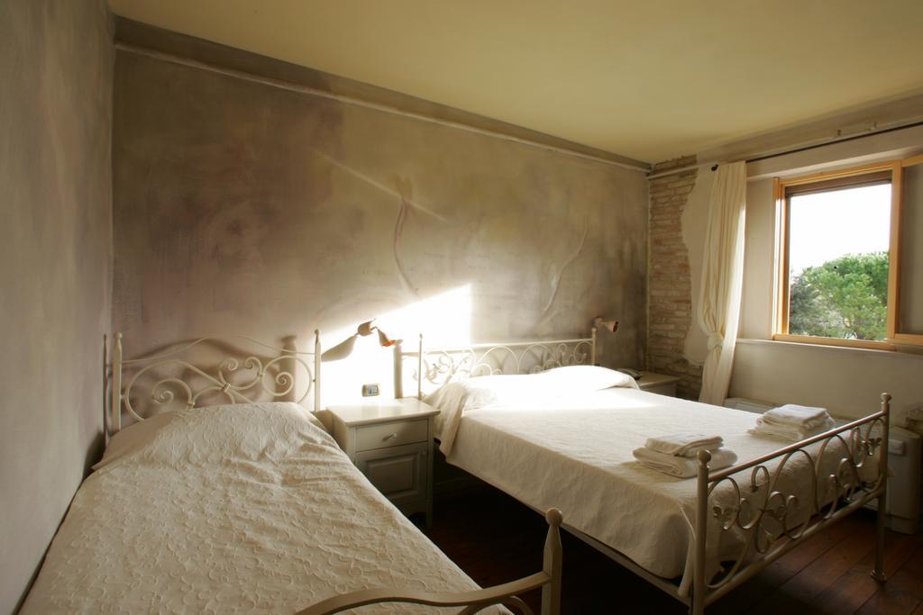 Ristorante Country House Isolabelgatto Vila Fano Quarto foto